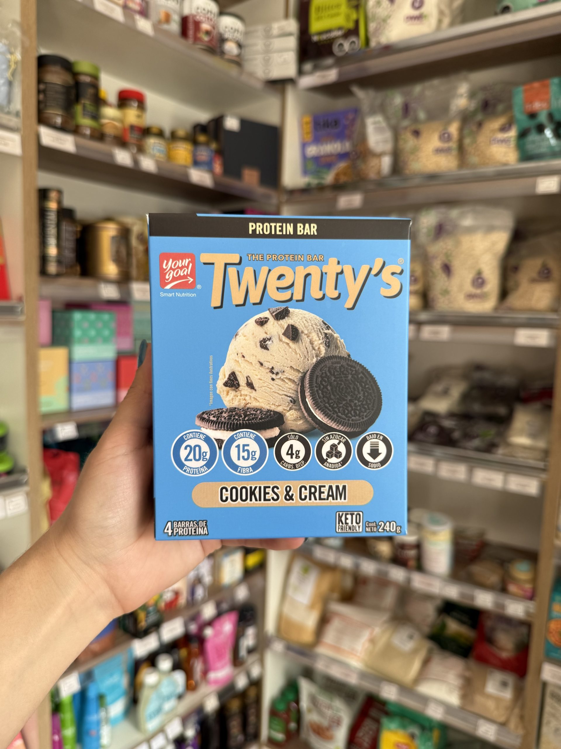 CAJA 4 BARRAS TWENTYS COOKIES & CREAM 240 gr